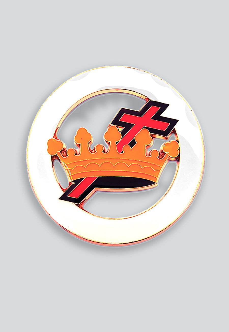 Knights Templar Cross &amp; Crown Round Masonic Auto Emblem - [White &amp; Red]